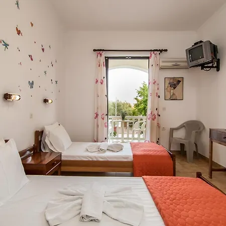 Apart-hotel Leonidas